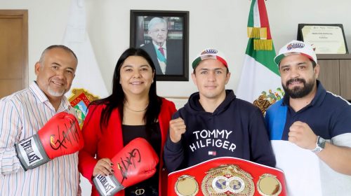 Ana María Castro Fernández reafirma su compromiso con el boxeo de Tultitlán