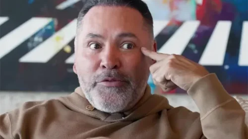 Óscar De La Hoya pide trasladar la pelea de Saúl Álvarez ante Christian Mbilli